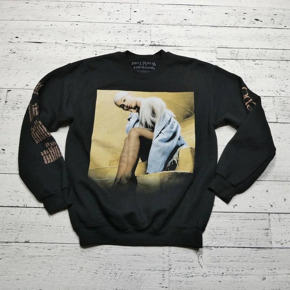 Ariana Grande Sweatshirt Mens Medium Sweetener World Tour Crewneck 2019 Music To
